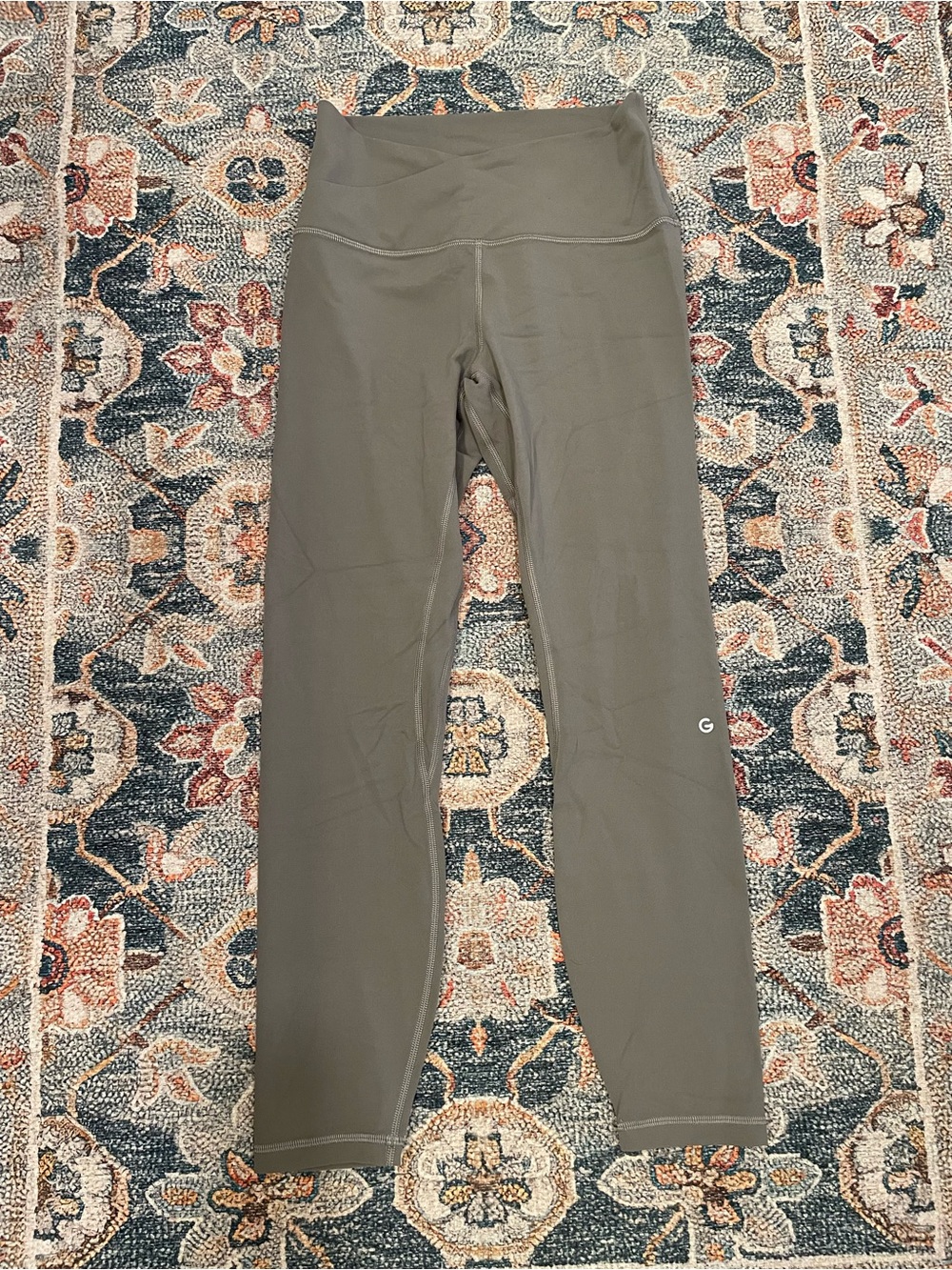 SET OF 2 Guess Gray and Navy Blue Active Leggings